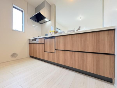 �_�ސ쌧���s�K�揬������4���ڂ̐V�z��ˌ��ẴL�b�`��