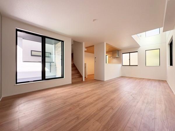 �_�ސ쌧����s�����_��3���ڂ̐V�z��ˌ��Ẵ��r���O