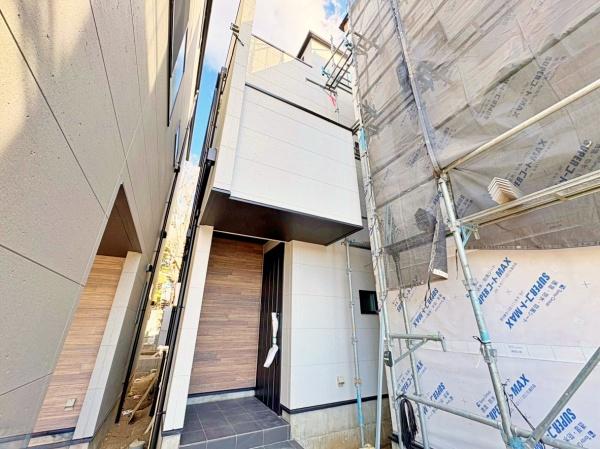 �_�ސ쌧����s�����_��3���ڂ̐V�z��ˌ��Ă̌��n�O�ώʐ^