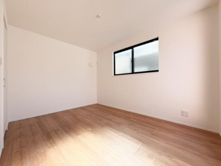 �_�ސ쌧����s�����_��3���ڂ̐V�z��ˌ��Ă̗m��