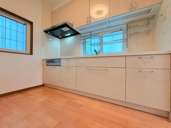 �_�ސ쌧���l�s�����\����2���ڂ̒��È�ˌ��ẴL�b�`��