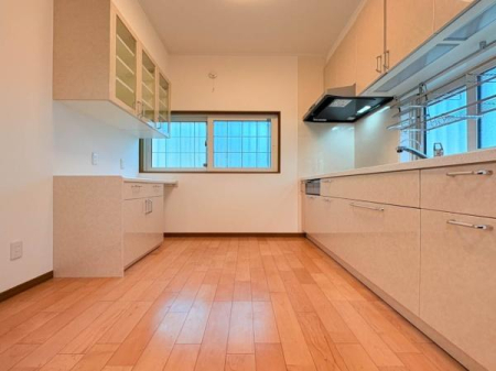 �_�ސ쌧���l�s�����\����2���ڂ̒��È�ˌ��ẴL�b�`��