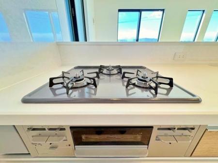 �_�ސ쌧����s�����_��3���ڂ̐V�z��ˌ��ẴL�b�`��