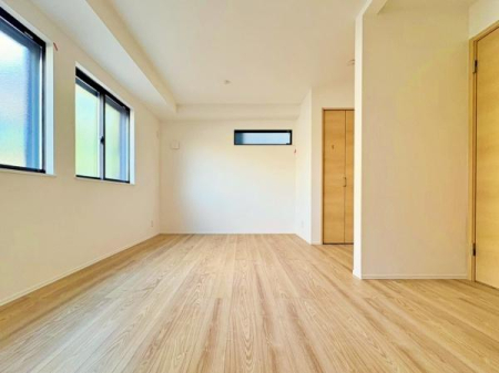 �_�ސ쌧����s�����_��3���ڂ̐V�z��ˌ��Ă̗m��