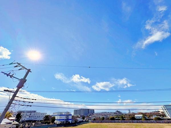 �_�ސ쌧����s�����_��3���ڂ̐V�z��ˌ��Ă̏Z�˂���̒��]�ʐ^