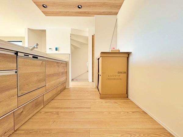 �_�ސ쌧����s�����_��3���ڂ̐V�z��ˌ��ẴL�b�`��