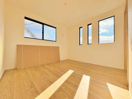 �_�ސ쌧����s�����_��3���ڂ̐V�z��ˌ��Ă̗m��