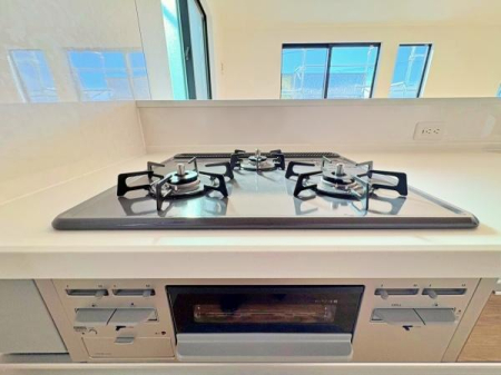 �_�ސ쌧����s�����_��3���ڂ̐V�z��ˌ��ẴL�b�`��