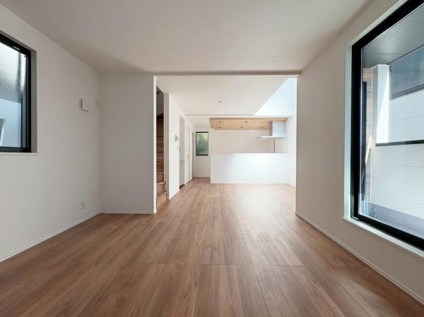 �_�ސ쌧����s�����_��3���ڂ̐V�z��ˌ��Ẵ��r���O