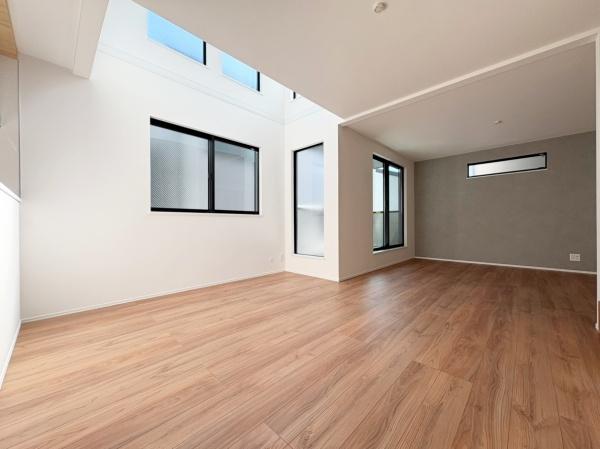 �_�ސ쌧����s�����_��3���ڂ̐V�z��ˌ��Ẵ��r���O