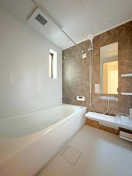 �_�ސ쌧����s�����_��3���ڂ̐V�z��ˌ��Ă̗���