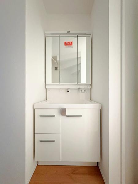 �_�ސ쌧����s�����_��3���ڂ̐V�z��ˌ��Ă̐��ʑ�E���ʏ�