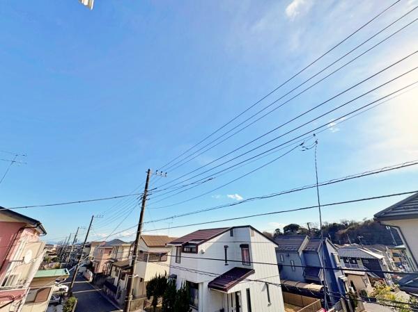 �_�ސ쌧���l�s����捂�M��2���ڂ̐V�z��ˌ��Ă̏Z�˂���̒��]�ʐ^