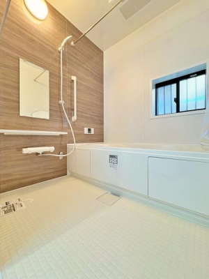 �_�ސ쌧���l�s���J��{��2���ڂ̐V�z��ˌ��Ă̗���