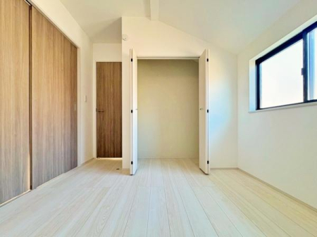 �_�ސ쌧���l�s���J��{��2���ڂ̐V�z��ˌ��Ă̗m��