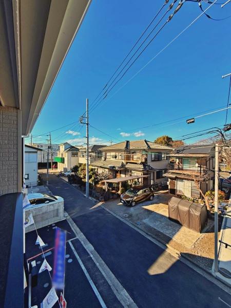 �_�ސ쌧���l�s���J��{��2���ڂ̐V�z��ˌ��Ă̏Z�˂���̒��]�ʐ^