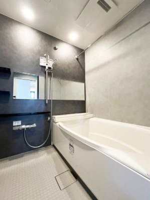 �_�ސ쌧��a�s���ߊԂ̒��Ã}���V�����̗���