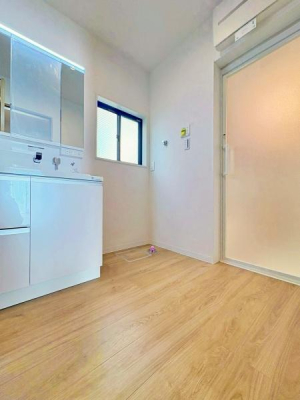 �_�ސ쌧���l�s�h��ѓ����̒��È�ˌ��Ă̐��ʑ�E���ʏ�