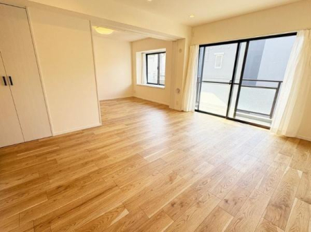 �_�ސ쌧���l�s�΋�\���s�꒬�̒��Ã}���V�����̃��r���O