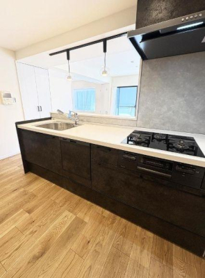 �_�ސ쌧���l�s�΋�\���s�꒬�̒��Ã}���V�����̃L�b�`��