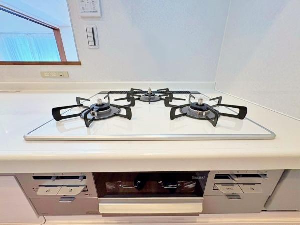 �_�ސ쌧���l�s�΋撆�R1���ڂ̒��Ã}���V�����̃L�b�`��