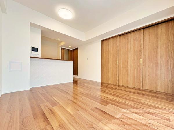 �_�ސ쌧���l�s�΋撆�R1���ڂ̒��Ã}���V�����̃��r���O