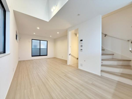 �_�ސ쌧���s���撆��2���ڂ̐V�z��ˌ��Ẵ��r���O