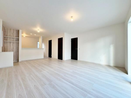 �_�ސ쌧���l�s�����x����3���ڂ̐V�z��ˌ��Ẵ��r���O