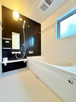 �_�ސ쌧���l�s�����x����3���ڂ̐V�z��ˌ��Ă̗���