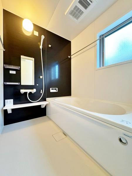 �_�ސ쌧���l�s�����x����3���ڂ̐V�z��ˌ��Ă̗���