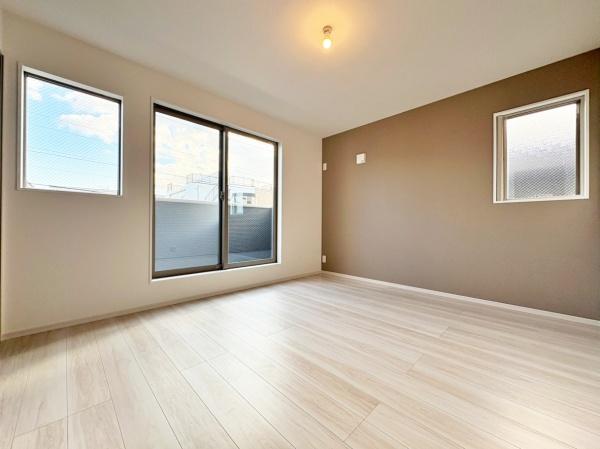 �_�ސ쌧���l�s�����x����3���ڂ̐V�z��ˌ��Ă̐Q��