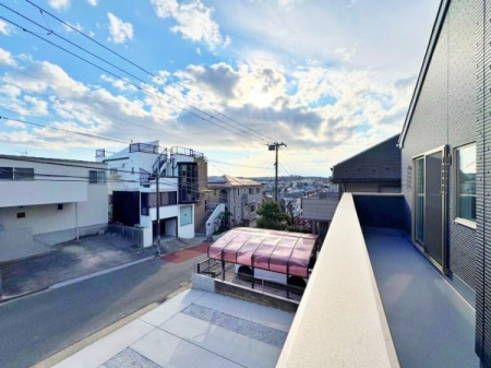 �_�ސ쌧���l�s�����x����3���ڂ̐V�z��ˌ��Ă̏Z�˂���̒��]�ʐ^