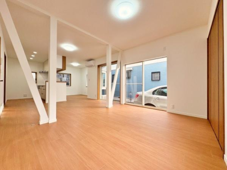 �_�ސ쌧���l�s�ߌ���n��6���ڂ̒��È�ˌ��Ẵ��r���O