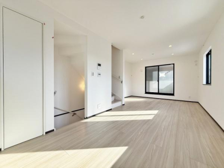 �_�ސ쌧���s���撆��2���ڂ̐V�z��ˌ��Ẵ��r���O