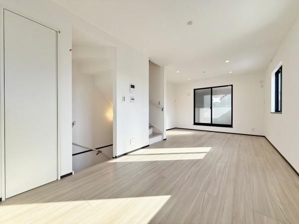 �_�ސ쌧���s���撆��2���ڂ̐V�z��ˌ��Ẵ��r���O