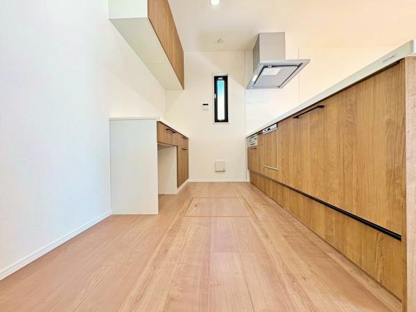 �_�ސ쌧���l�s����捂�M��1���ڂ̐V�z��ˌ��ẴL�b�`��