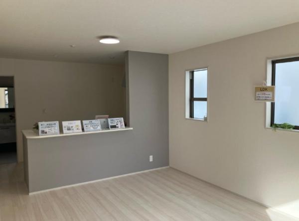 �_�ސ쌧���l�s����折���J��3���ڂ̐V�z��ˌ��Ẵ��r���O