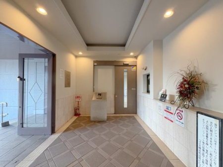 �_�ސ쌧���l�s�ۓy�P�J��a�c2���ڂ̒��Ã}���V�����̃G���g�����X