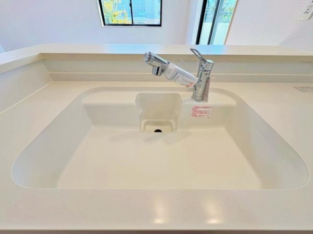 �_�ސ쌧��a�s�㑐��7���ڂ̐V�z��ˌ��ẴL�b�`��