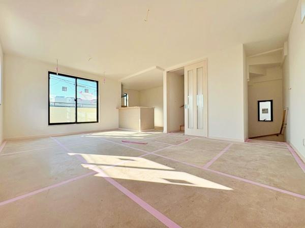 �_�ސ쌧��a�s�㑐��7���ڂ̐V�z��ˌ��Ẵ��r���O