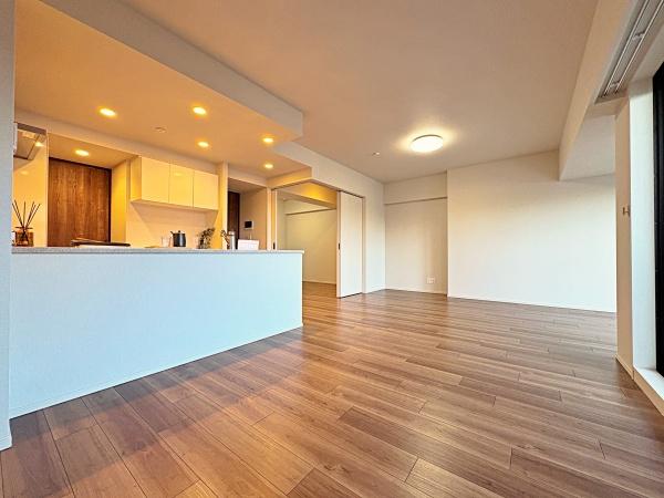 �_�ސ쌧���l�s����r�܂̒��Ã}���V�����̃��r���O