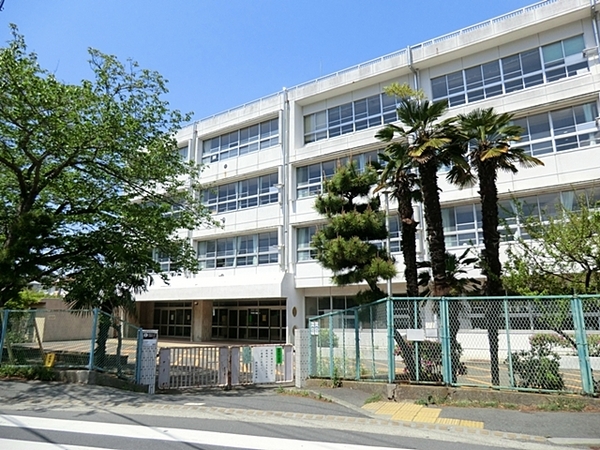 �_�ސ쌧���{��s����1���ڂ̐V�z��ˌ��Ă̎��ӊ�