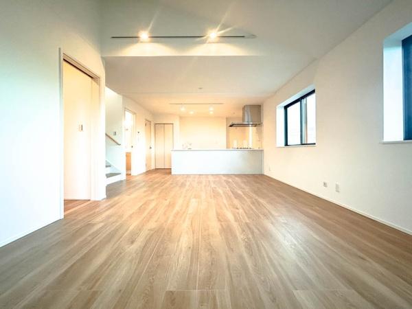 �_�ސ쌧���l�s�����Z�Y5���ڂ̐V�z��ˌ��Ẵ��r���O