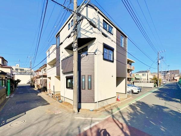 �_�ސ쌧��a�s�㑐��7���ڂ̐V�z��ˌ��Ă̑O�ʓ��H�܂ތ��n�ʐ^