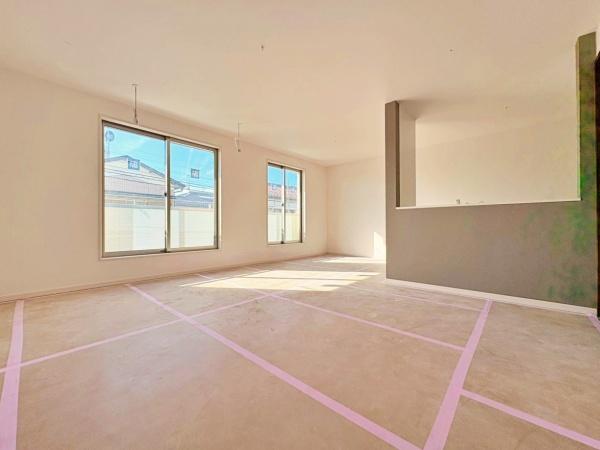 �_�ސ쌧��a�s�㑐��7���ڂ̐V�z��ˌ��Ẵ��r���O