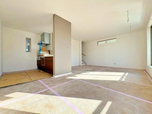 �_�ސ쌧��a�s�㑐��7���ڂ̐V�z��ˌ��Ẵ��r���O