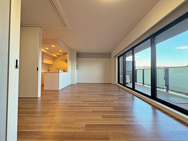 �_�ސ쌧���l�s����r�܂̒��Ã}���V�����̃��r���O