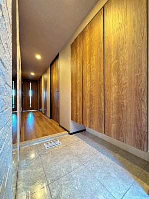 �_�ސ쌧���l�s����r�܂̒��Ã}���V�����̃G���g�����X