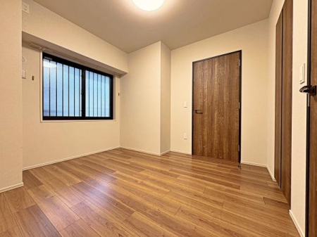 �_�ސ쌧���l�s����r�܂̒��Ã}���V�����̃��r���O