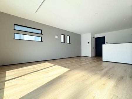 �_�ސ쌧���s�{�O��_�ؖ{��2���ڂ̐V�z��ˌ��Ẵ��r���O